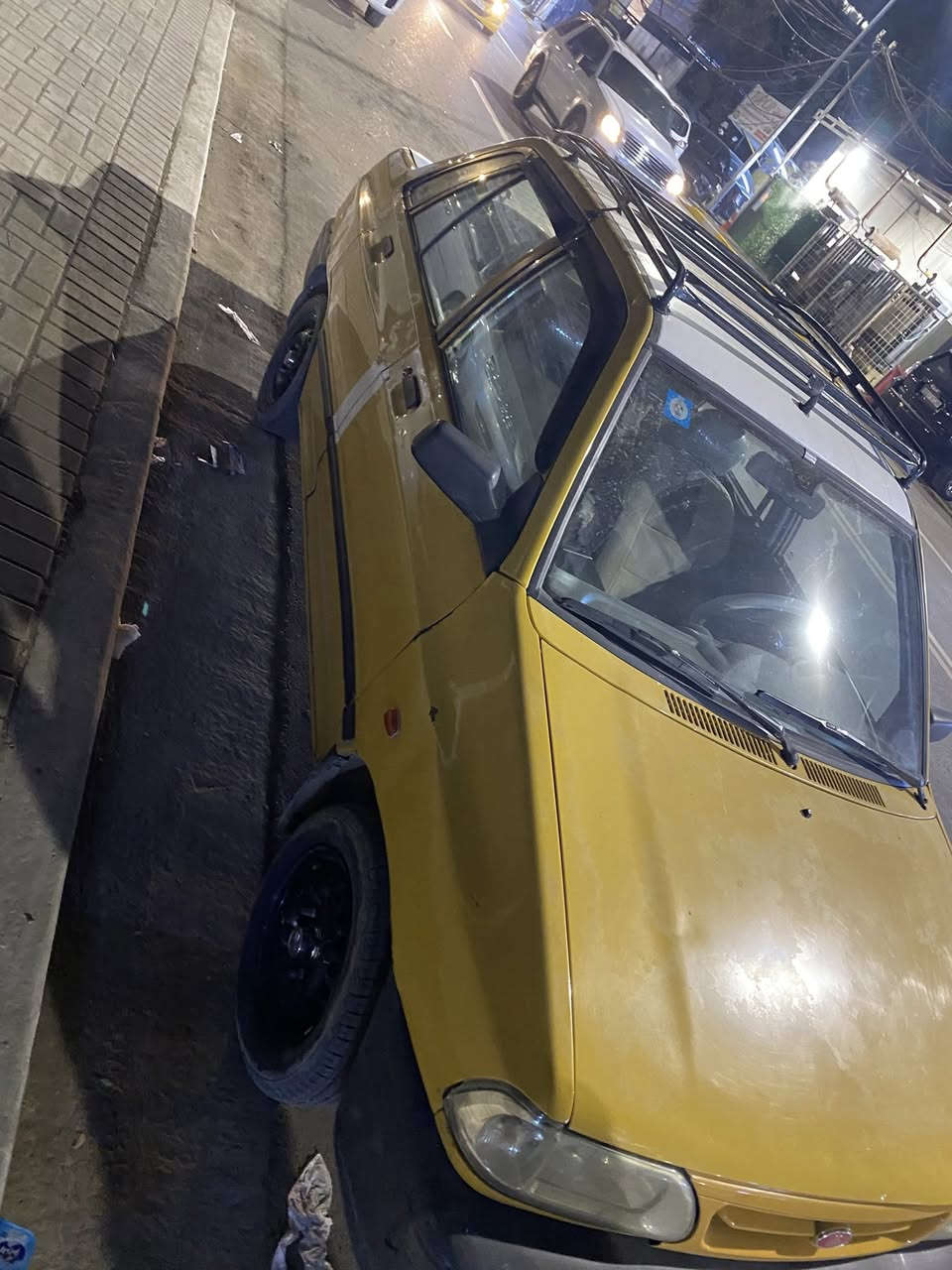 السلام وعليكم 
سايبا 2012 للبيع 
تدفئه تبريد شغال 
رقم الجديد مصفره هيئه وغرامه 
تحويل ثانيً يوم  
السعر 30 وبيها مجال حك الجيه 
***********
