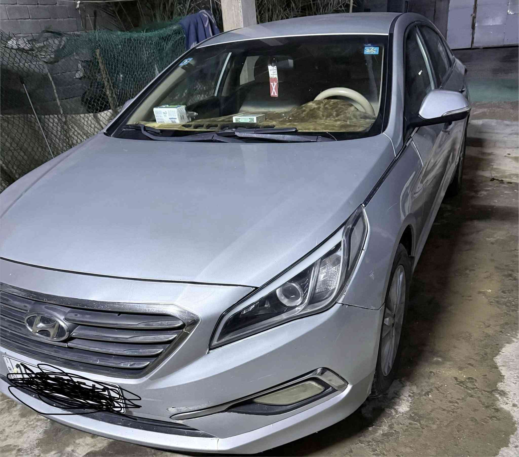 سوناتا 2017 وارد خليجي فول نضافه حادثها كلش بسيط   ماشيه 268  سعرها 140$ وبيها مجال بسيط مكاني انبار فلوجه  هاتف ***********
