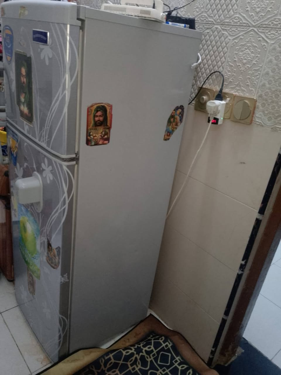 السلام عليكم مكلفه بلنشر ثلاجه نظيفه حيل عله الفحص حجم وسط ال جي السعر 150وبي مجال  العنوان الشعب


**إذا كنت صاحب هذا الإعلان وتريد حذفه لأي سبب، رجاءا أرسل رسالة إلى الدعم الفني**