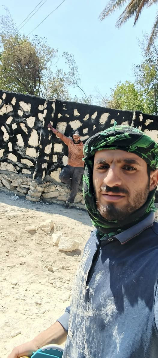 اللهم صل على محمد والله محمد 
***********
***********لبناء الحجر في جميع محافظات العراق
