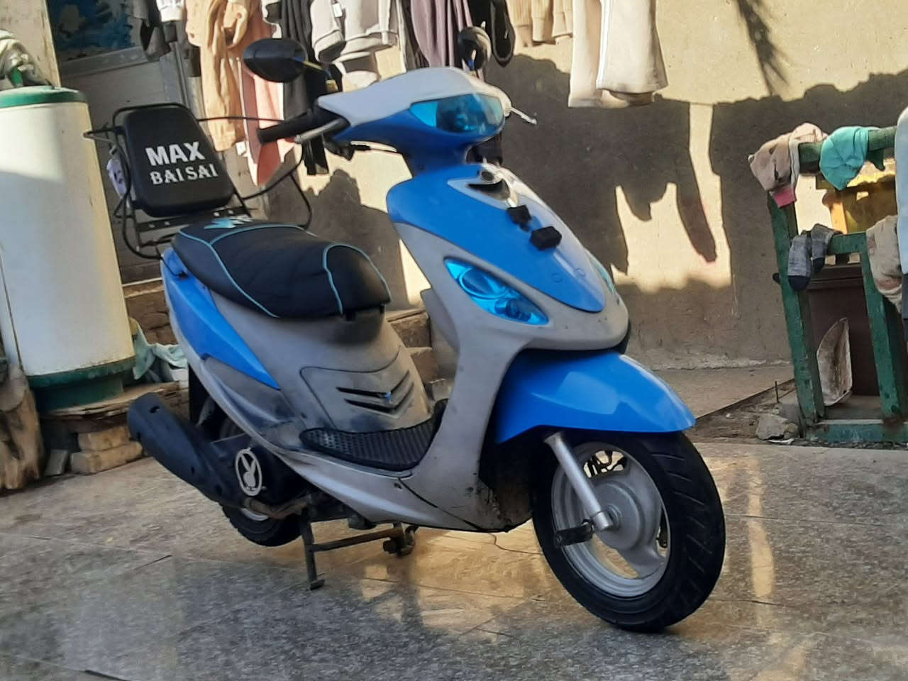 السلام عليكم البيع دراجه ماكس منغولي مكفوله كفاله عامه من كلشي مكينه ماتسمع صوته ناعمه كلش وكلشي شغال بيه الشراي راسلني او نتصال وبلخدمه ***********
