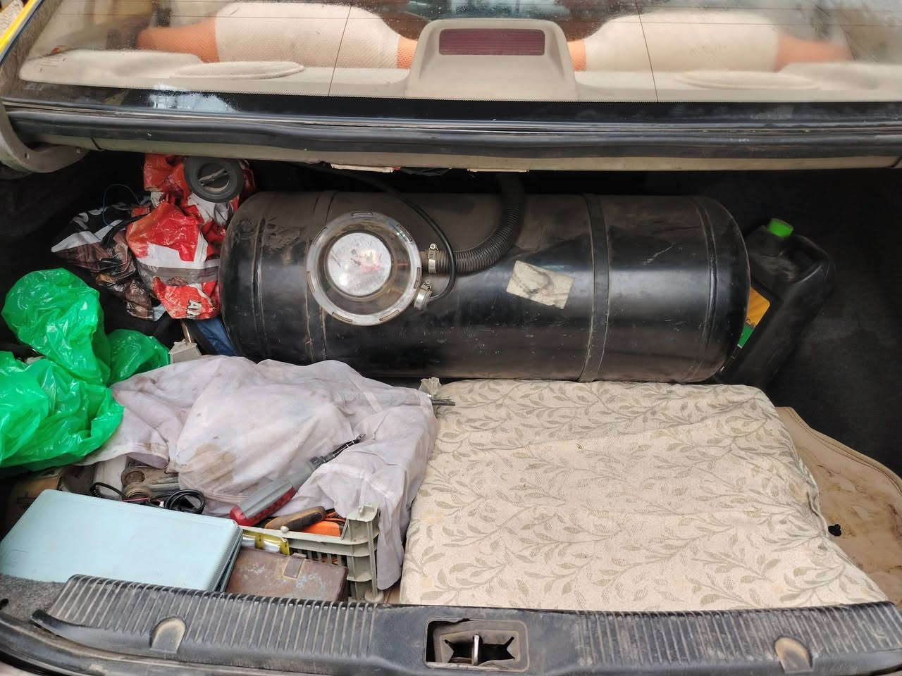 السلام عليكم نيسان صني مديل 2012 قبق ابيض بيهة منضومة غاز
بسمي شرط تحويل سياره حلوة ونضيفة تبريد تدفئة بيهة جاملغ الامامي ربع منة وبيهة شوية بصندوك ولباقي مكفول ***********بي وتساب
