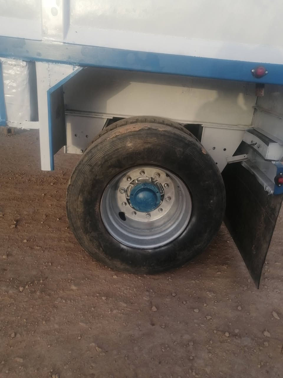 مقطوره نضيفه حيل حلوه باقي الستفسار عل رقم***********
