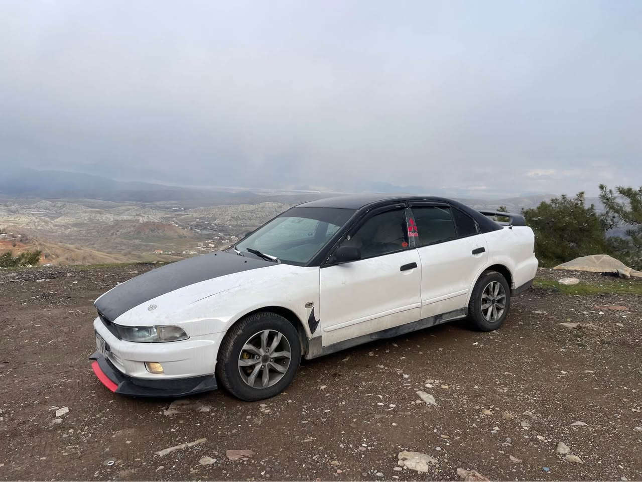 سةراتا بةناوي خوا 
گلاند قرش موديل ٢٠٠٤
ئارم پلاستيك هةولير 
گير توماتيك و عادي 
مةكينة ٦ بستون بيلادي
تةبريد ساردو گةرم  
شاشة ئايپات 
 جام كاراباي 
قوفل مةركةزي 
لايت زينو 
چوار تايو ويلي لوك لاژيرة
توندو تولا 
*********** كويسينجاك, أربيل
