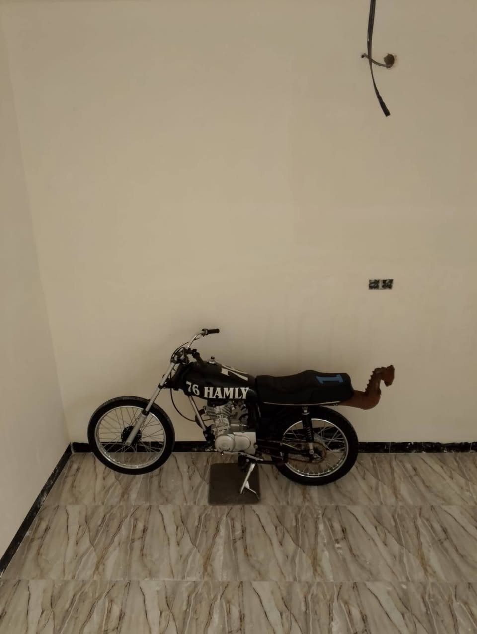 السلام عليكم
دراجه موديل 2020 السعر 650 مكاني نجف ناحيه العباسيه 
ومو الشراي لا يراسل 
تواصل وتفاصيل اكثر عل خاص


**إذا كنت صاحب هذا الإعلان وتريد حذفه لأي سبب، رجاءا أرسل رسالة إلى الدعم الفني**