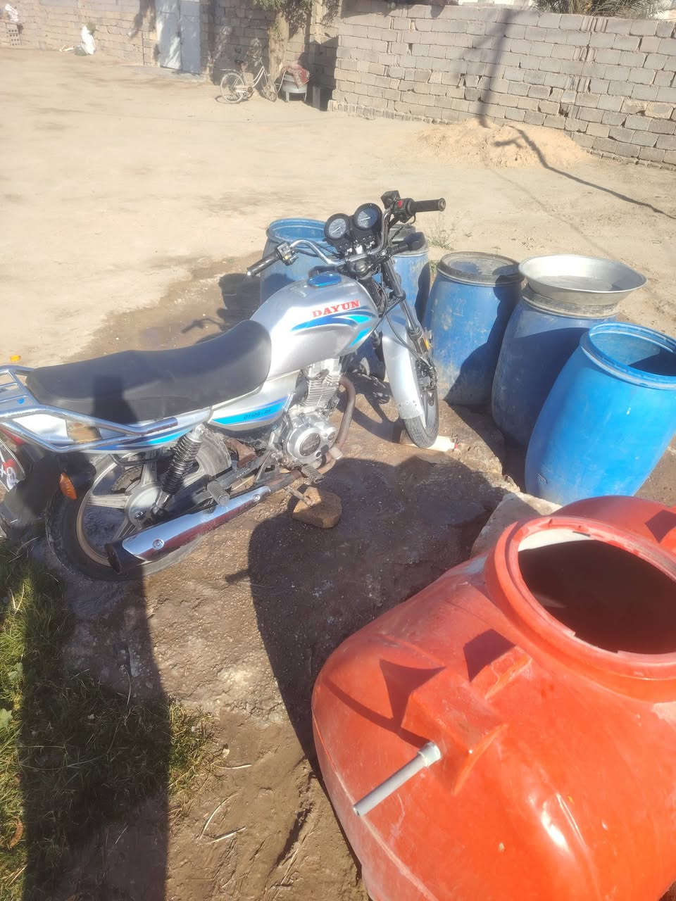 سلام عليكم دراجة البيع دايون عظم كلك السعر ٥٠٠٥٠ وبيهة مجال مكاني كربلاء الحر الشريعة هاذة ***********
