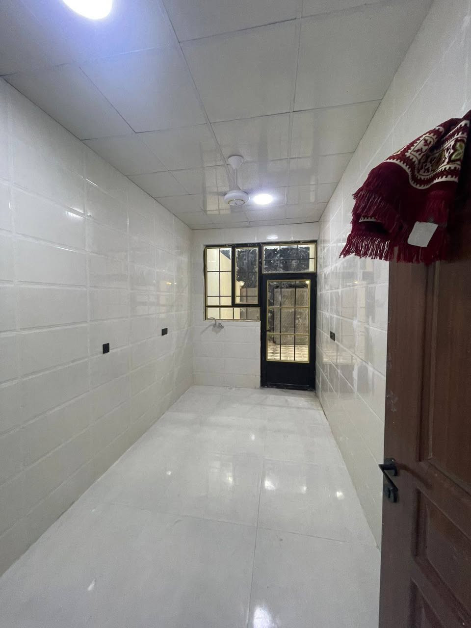 #مشتمل_للبيع 

  🌍 الموقع  / حي الجبيريه الثالثه 
  📌 قرب مسجد باب الريان 

 📐 المساحه  / ( 125m  ) طابقين 
  🧱 بناء حديث درجة أولى  ( صفر ) 💯

  🏠 موقع راقي جدا _ قريب على الشارع العام 

  🔑 فارغ وجاهز للسكن مباشرة 

  💠 يتكون من ثلاث 3 غرف نوم 
                      وصاله واسعه ومطبخ
                          وحمام داخلي وخارجي وكراج كبير 

  💰 السعر  / ( 65  مليون  ) 
        ■■■■■■■■■■■■■■■■■■■■■■■■
           للإستفسار أكثر يمكنم التواصل عبر رقم الهاتف 
                ☎️ ( ***********  )☎️ أبو سيف 

          🙋‍♂️ #أعرض عقارك يمنه وأنته مرتاح بالبيت 🏡
                      وحنه نهتم بالبيع والترويج 

📍 #العنوان_الضباط_الثانيه  📌 مقابل #شارع_ألفين  .
