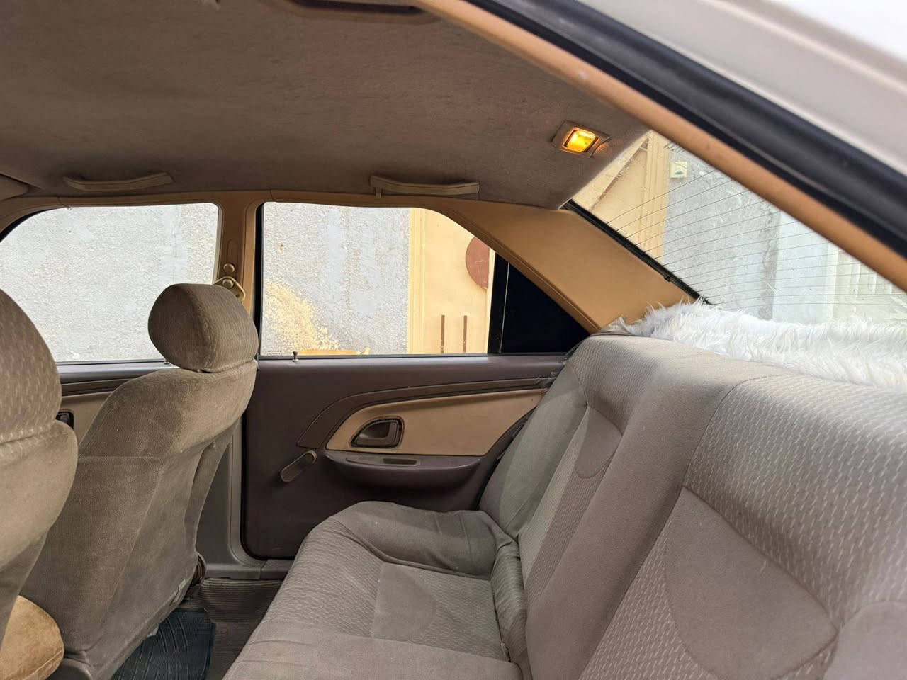 السلام عليكم 
بيجو أكد مديل ٢٠١٦ ماشيه ١٨٦ الف 
بيه جاملغ مبدل و بنيد شبر بارد  
محرك كير  مشط حداديه تبريد كله سليم 
سنويه ساقطه وبيه (منضومه غاز من الشركه بس فاصله حاليا ) 
السياره بيه نواقص كلش كلش  بسيطه 
السعر ٤٢ وبيه مجال  قليل مكاني النجف 
تواصل( *********** واتساب فقط)
