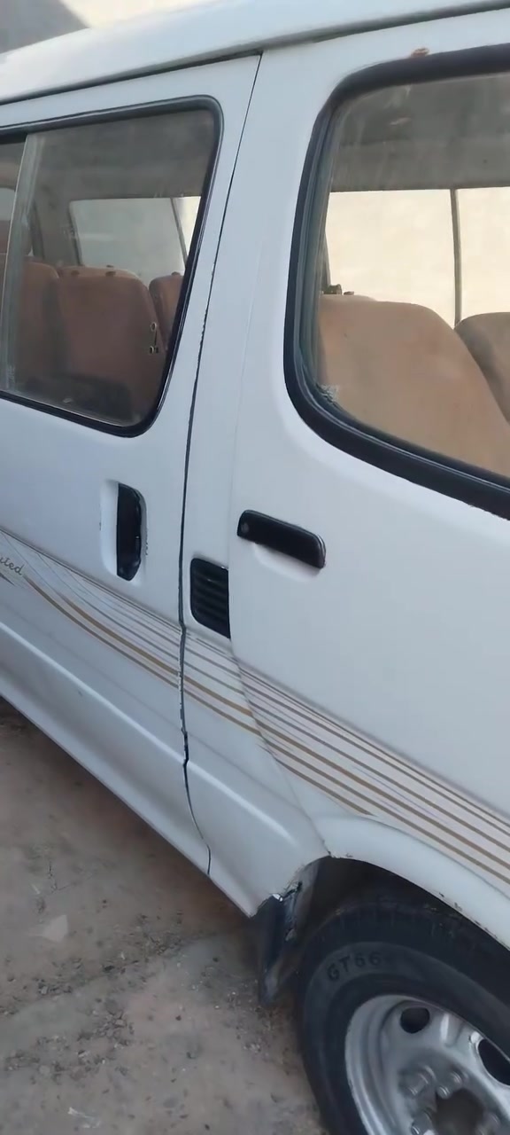 سلام عليكم جمبي بو لبيع ٢٠١٣ حره بس ابيع موصليه سعر ٣٢ بيه مجال قليل ***********
