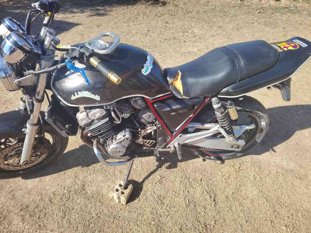 السلام عليكم سي بي4
للبيع محرك وكير ع الغحص كهربائيات كله شغاله معدل شرط١٨٠ السعر👈950 $وبي مجال بسيط الرقم ***********
