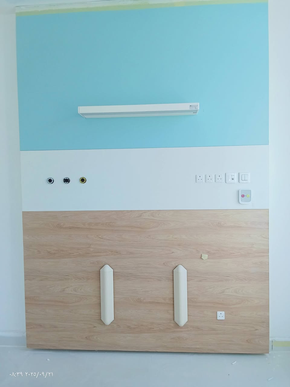 السلام عليكم خوان كهربائي متفرق والشغل درجه اولى ولديه كادر والعمل كل ما يخص مجال الكهرباء التواصل 
*********** علي الكناني يتوفر واتساب
