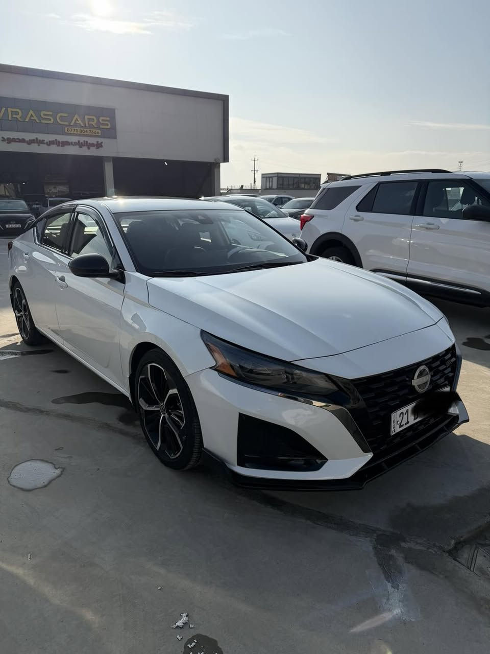 Nissan altima sr 2023
صلايد 
شاشه گه وره 
رادار 
جلد 
فول مواصفات 

رقم سليماني 
١ پارچه بوياخ 

سعر.    ١٦٩$$$$$

***********
