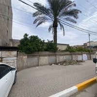 عقار تجاري • ٥٠٠م • شارع المعلمين