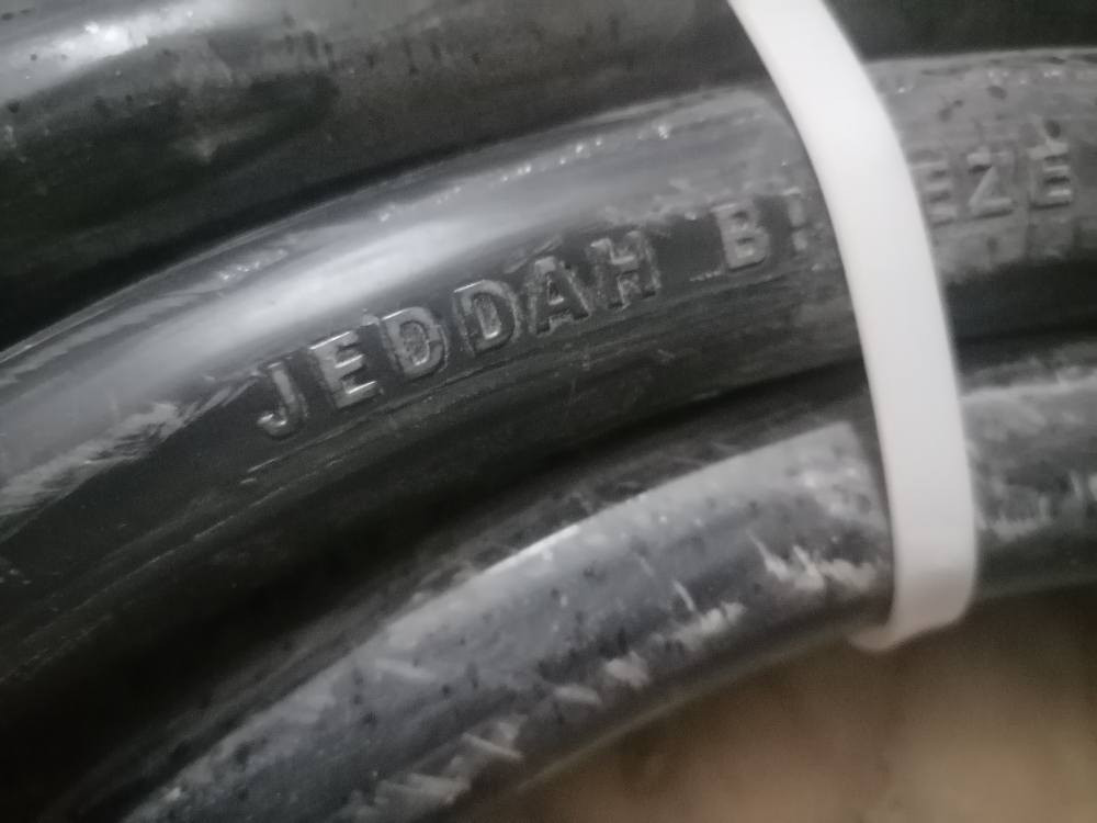 كيبل جدة السعودي جديد
5*16
قطعتين  وحده 7مترات والثانيه 9 الا شويه
المتر ب15

*********** 
،،
