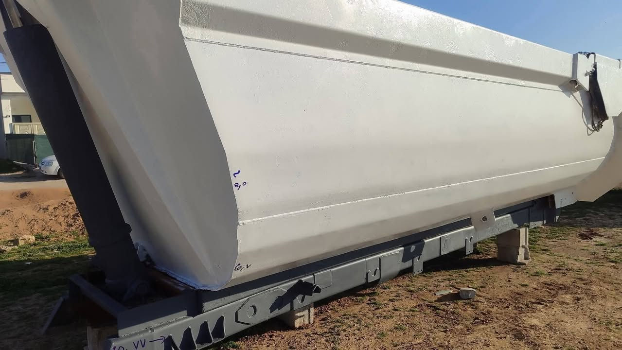 للبیع بدی اکتروز  بلادی  زرعە 18 متر
طول 5 متر 75 سم 

سعر 50ورقە بها مجال 

***********

***********

بۆدی ئەکترۆز بیلادی درێژی 5 متر و 75 سم

سعری 50 ورەقەو مەعامەلە
