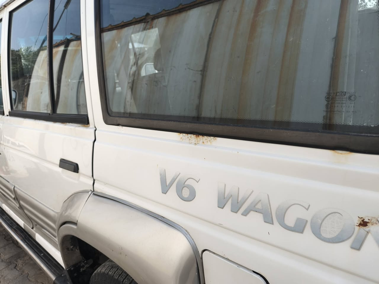 السلام عليكم اخواني بيع مستعجل كالوبر موديل 2001 بلادي رقم بغداد المكان بغداد بأسمي السياره عليه ادامه كامله بلكات نوزلات فيتبم صدر خلفي وامامي فلانجات دسكات بنزات شاشه اندر ويد السياره بيه خياسات قليله كنر الجاملاغات بعدني ما مسويه مامشتغله عبريه يشهد الله السياره كلفتني 73 ورقه ابيع 67 بيه مجال قليل سبب البيع ضرف طارء بل عافيه الي تصير من نصيبه وقم الهاتف ***********
***********
