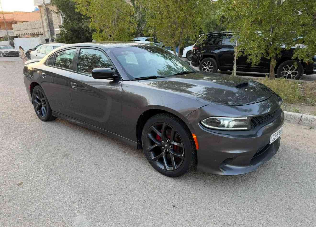 دوج جارجر موديل   2021  GT  
السيارة اصل GT بدون تحديث
 سوبر تراك باك
‎رقم بأسمي اربيل. 

‎بجم كبس 
‎ايرباكات شركة 100/100
‎ محرك V6    3600
عداد المسافه : 50 الف ميل

‎المواصفات 
                                                         سوبر تاراك باك 
‎بصمه
‎كشن جلد وشاموا حضن
‎كشن كهربائي
‎تحكمات ستيرن 
                                                                   مثبت سرعه 
‎شاشه كبيره 
                          شفتات رياضي ستيرن تحكم بالنمر 
‎كاميرا 
‎تشغيل عن بعد
‎حساس خلفي
‎تبريد قطعتين
‎3 انظمة للقيادة 
‎مقود سبورت ( رياضي مميز) 
‎نظام الوان داخليه مميز
‎صور الضرر موجوده مع الصور 
‎الضرر ..     جاملغ وبابتين مبدلات شركه بلادي  نفس اللون بدون اي ضرر داخلي بدون ايرباك
حافه البنيد بارد  راديترات وبجم كله بحالة الوكاله اصلي بدون اي تبديل 
ملاحضاتها بيها بالتكمه والقماره شخوط ورصعات  بسيطه بسبب التحميل 
السياره جديده ما ناقصها اي شي استخدام شخصي  مكان السياره بغداد حي الجهاد 
#السعر  205   ورقه يعني دفترين وخمسه  

‎للأتصال ***********☎️ بغداد, العراق
