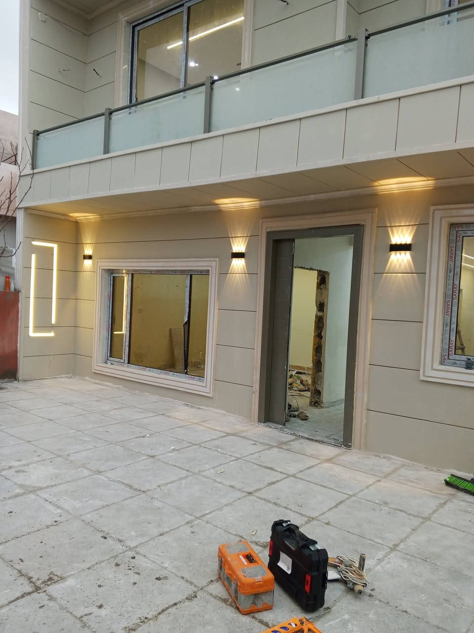 لصيانه المنازل واعاده ترميم ومعالجه التسربات وبناءللتواصل***********
***********
***********
