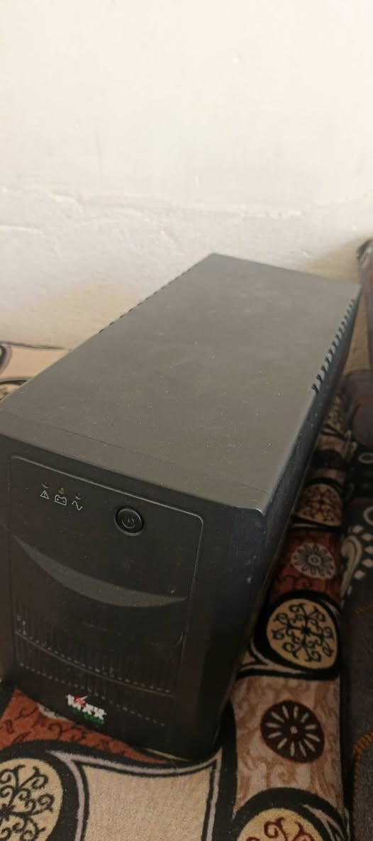 يوبي اس كبيرv3000  شركة PWER MAX  نضيف وعل فحص بطاريت جدد السعر80الف بيه مجال بسيط***********
