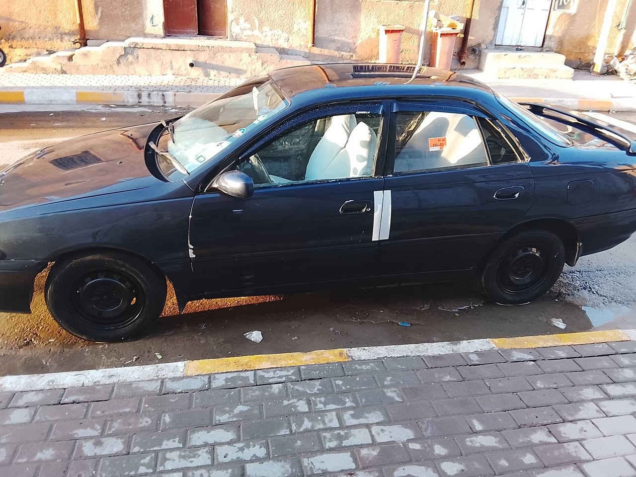 العنوان صلاح الدين سامره سياره مصبوغه للجماليه قطر الضاربه ما بيها قطره معجون ما بيها سعر 37 ***********
