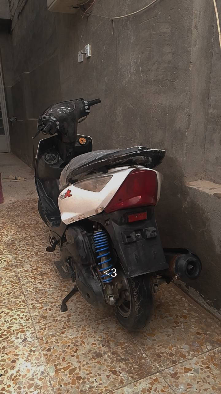 لسلام عليكم دراجة ماكس ثعلب
دراجة خير م̷ـــِْن الله دراجة احلة م̷ـــِْن الصورة دراجة بيهة 
كلج رياضي اممامي بيهة لايت زنون بيهة سكن لون اخضر
سعر الدراجة 300  قليل مكان سبع ابور متواجد خاص.   
الرقم ***********. بي وتساب
