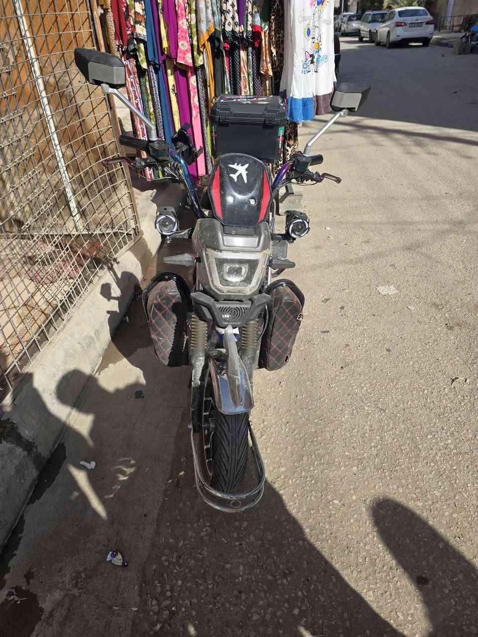 دراجة شحن نوعية الاخوين استخدام بسيط بطاريات جدد للبيع او مراوس ب سيفان بانزين موديل ٢٥


**إذا كنت صاحب هذا الإعلان وتريد حذفه لأي سبب، رجاءا أرسل رسالة إلى الدعم الفني**