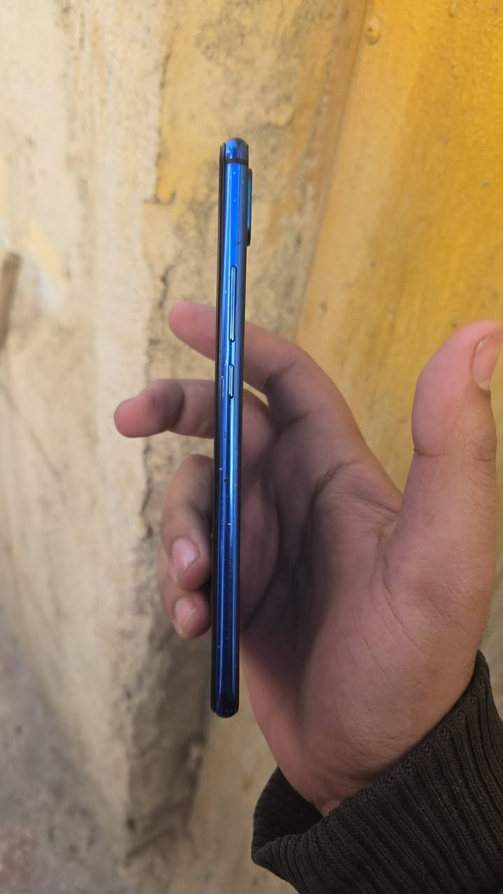 📱 هواوي Nova 3i للبيع
• الذاكرة: 128GB
• الرام: 6GB
• البطارية: كلش زينة مايصرف شحن شرط
• الشاشة: أصلية وكالة (مبدّلة)
• الحالة: شرط شرط – جهاز نظيف جداً
• الاستخدام: استخدام بيت فقط
• الجهاز طبق الأصل من الجوانب وما بي أي مشاكل
📍 المكان: الناصرية – مركز
💰 السعر: 45 الف قفل اخوان لحد يعلق يكسر بالسعر رجأن محتاج اريد ابيع 
الشراي يراسلني خاص او يتصل هاذ تفاصيل جهاز كاملة اني جدن ممنون منكم 
📩 للتواصل: ***********
