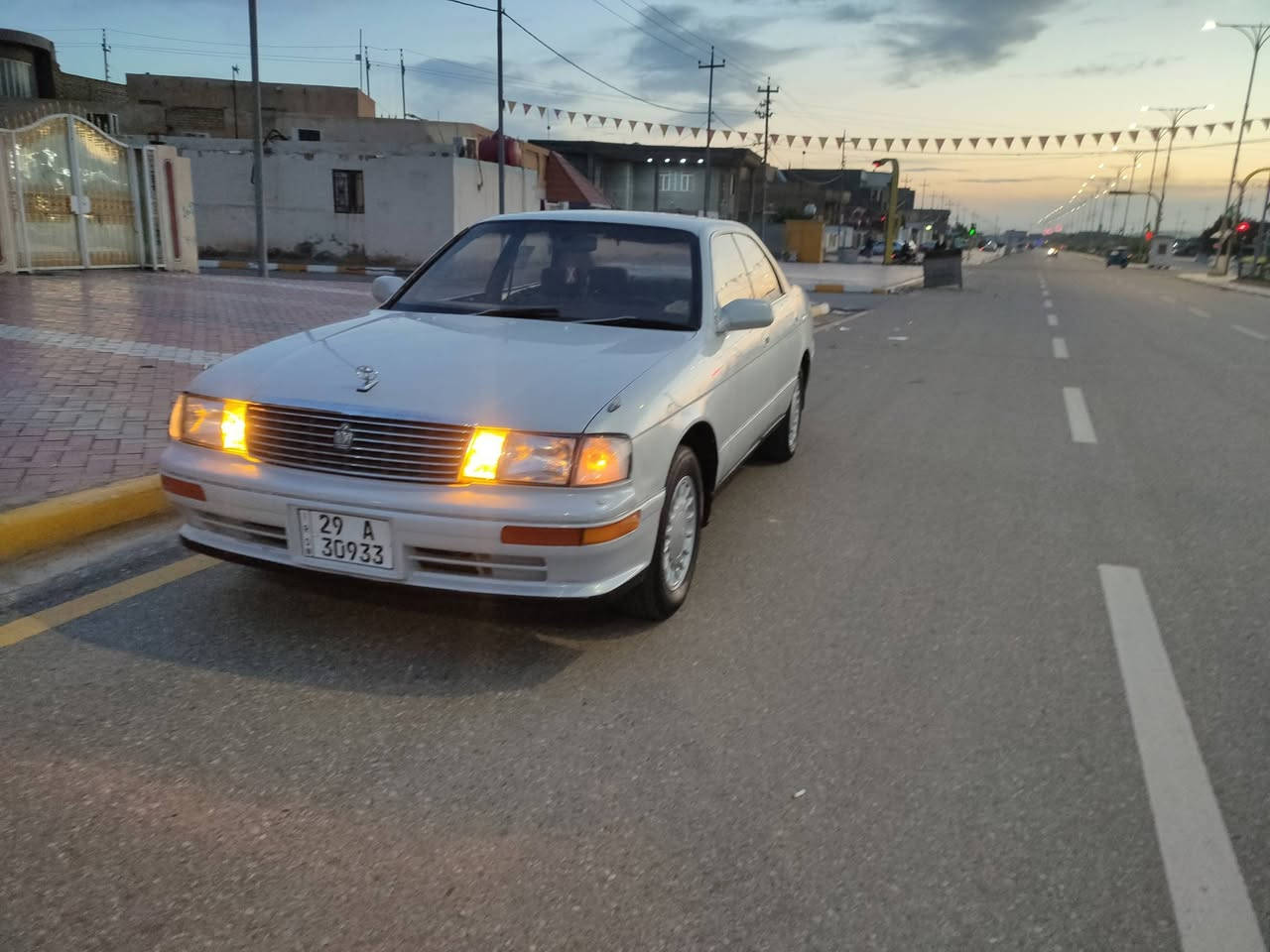 السلام عليكم بطه متصل موديل 92رقم واسط  بسمنه ددولي مشروع وطني سنويه جديده وداخله هزه السياره كفاله عامه عده صبغ جماليه فقط كير مكينه حداديه تخم تأير تبريد كلهن كفاله السعر 58وبيه مجال مكاني واسط الكوت
***********
