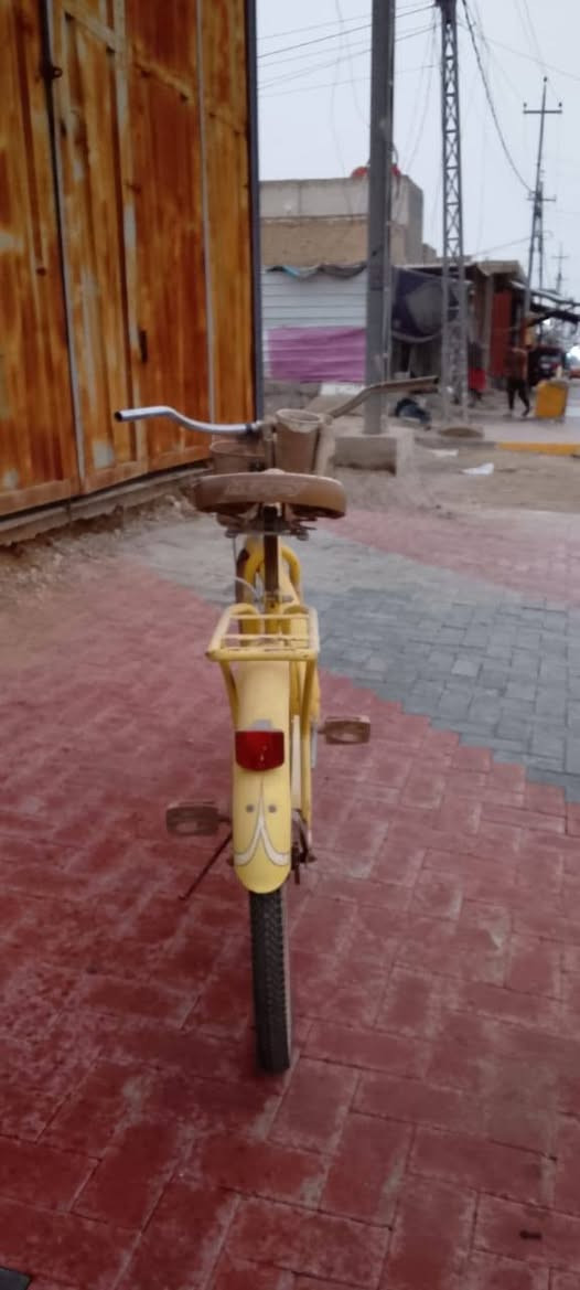 سلام عليكم للبيع باسكل لون أصفر بريك مكينه تأيرات جديده غراضه كامله مكاني بكربلاء سعر ب90 وبيه مجال رقم الهاتف *********** رقم الواتساب ***********
