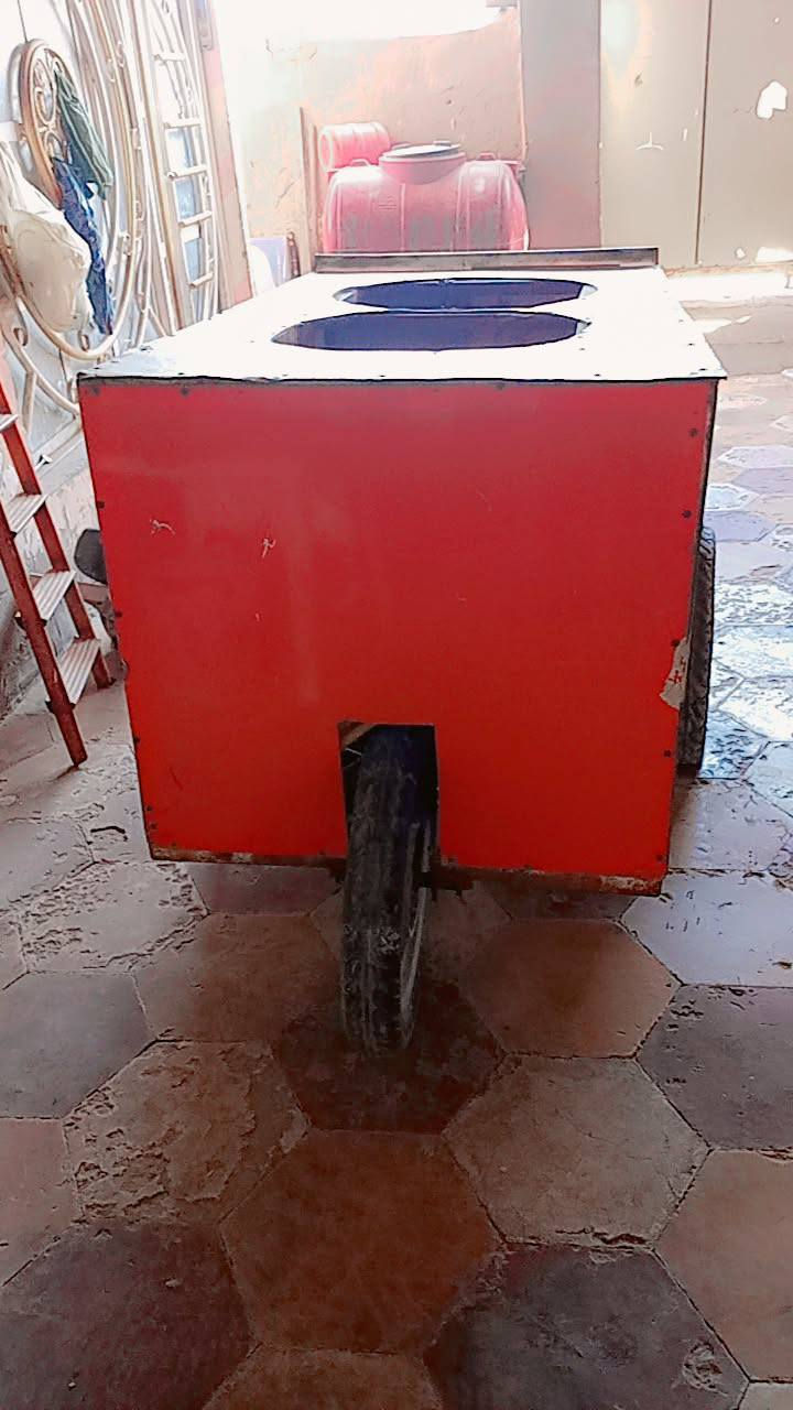 السلام وعليكم عربانه البيع مال البلبي وباكله الدوانيه حي العسكري شارع 30السعر 150وبيه مجال الاتصال بل رقم ***********وبيكم خير ودلاوه
