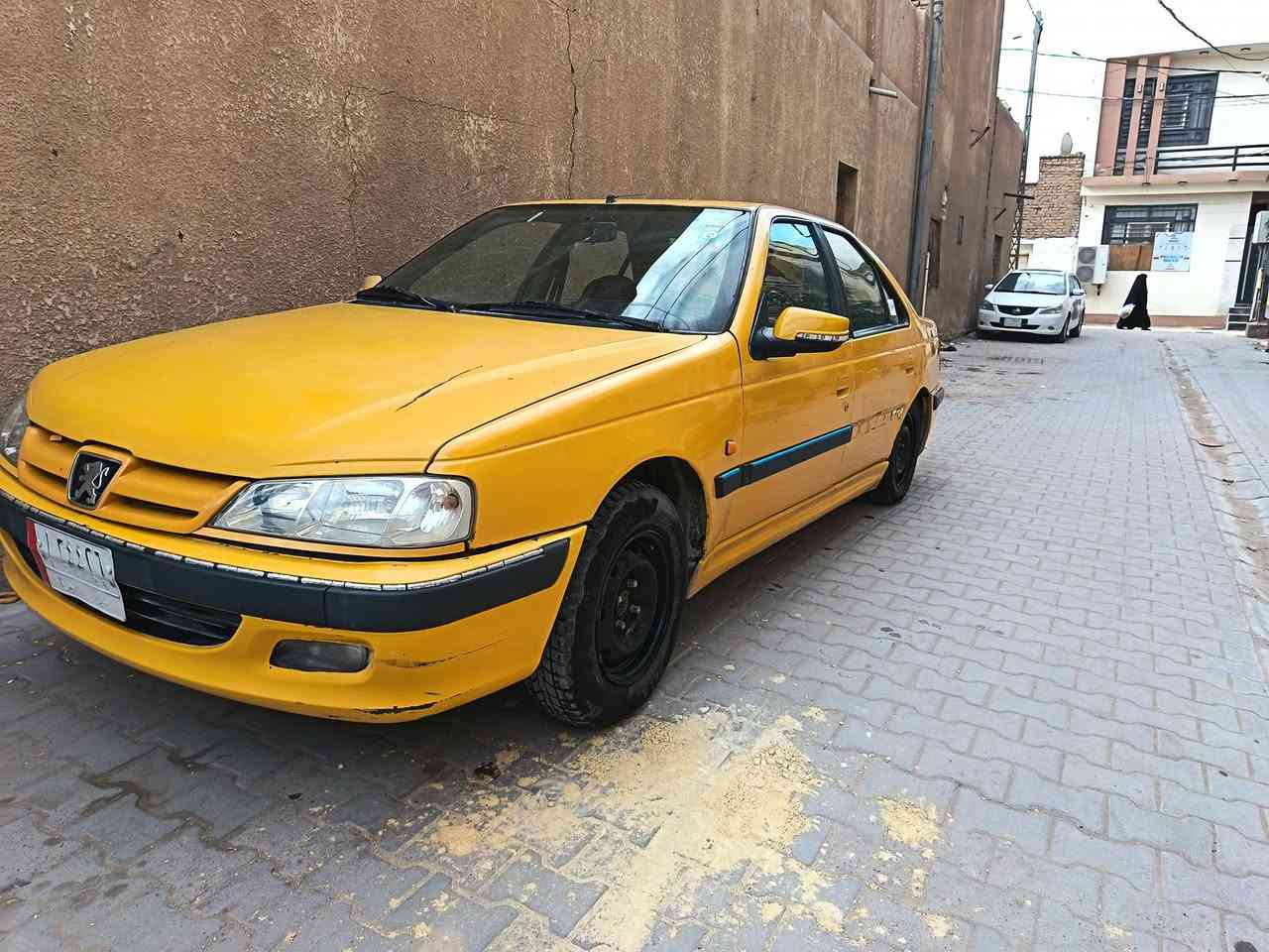 بيجو بارص 15 أصولي باسمي
ترهم بيع وترهم مراوس
مكانها نجف  سعرها 38 متواجد ع النت
*********** وأني بخدمتك
