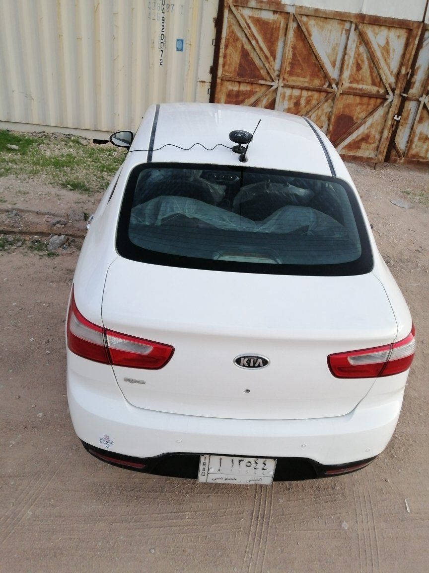 السلام عليكم كيه ريو 2012 رقم مثنى راعيه بنجف مكينه 1600 جديده تبريد ثلج بيه باب وجاملغ صبغ اثر شخوط وصورهن موجوده قبل لاينصبغن وبيه بارد بسيط سياره حلوه كاعده مكانها نجف   سعر 81 وبيه مجال   مكلف بنشر رقم راعيه ***********
