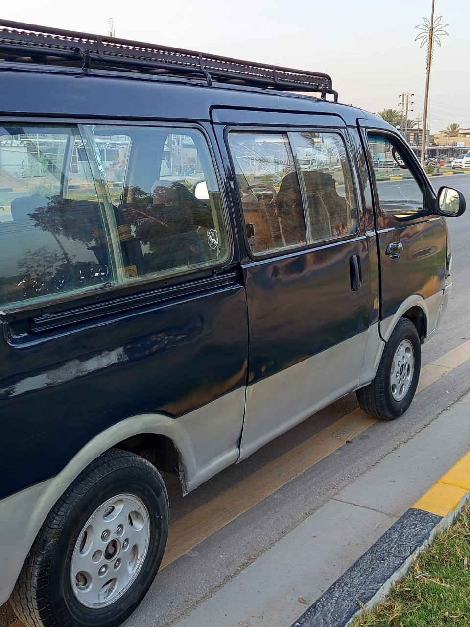 السلام عليكم كيا بريجو سياحي 96 رقم بغداد انكليزي سنويه جديده نافذه الحد 2031 سياره جاهزه عوزه فقط دوشمه البافي كله جاهز كير ومحرك وكسل مكفولات محرك جديد مال حاويه الله شاهد شاده اب 16 ورقه السياره تاخذه  تترحملي عليه السعر55 وبيه مجال بسيط مكاني بغداد الكماليه حي المعوقين ***********
