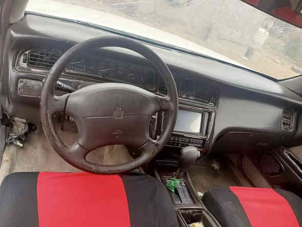 السلام عليكم سياره بطه لون أبيض موديل 92 مكفوله من الگص ونقل چثه وگير ومحرك وحداديه تخم تاير سياره جاهزه أطلع تراي وين مايعجبك السعر 43 وبيها مجال الشراي يتصل ***********
