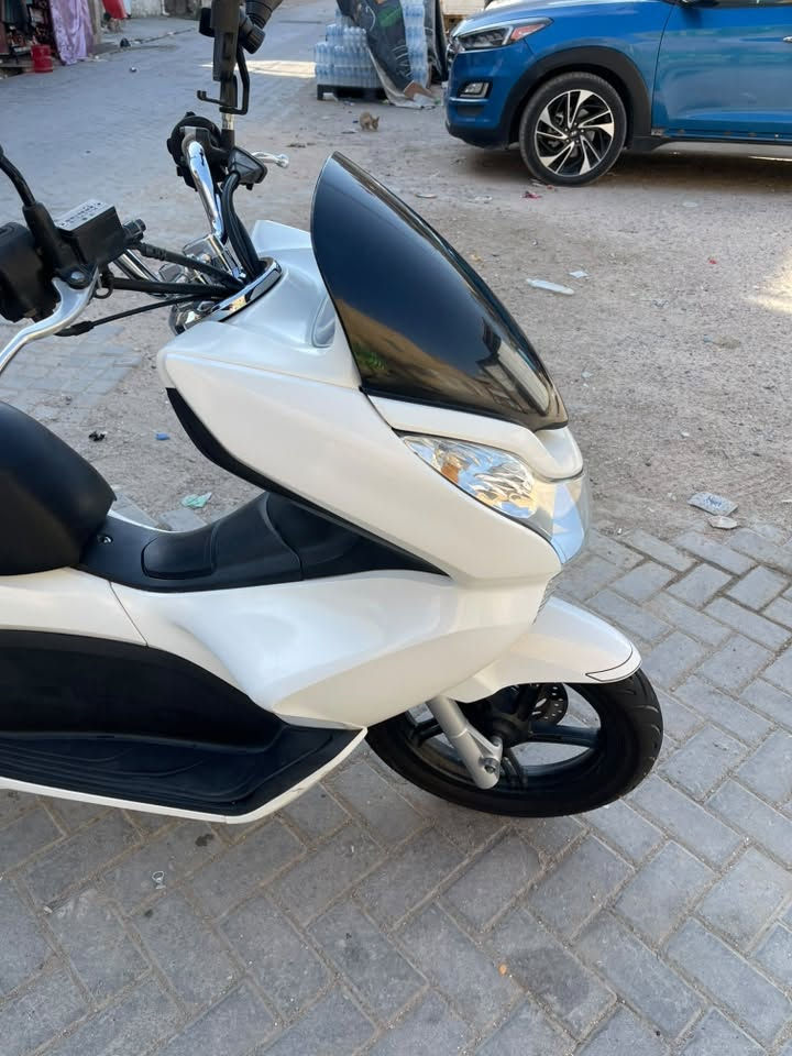 جيل اول ياباني 🇯🇵🇯🇵🇯🇵دراجه150/ مال رنبه  وصل المزاد موجود بيه/نظافه 100/100دراجه بل الكارتون دبل سويج /الشراي يتصل /مكاني بغداد مدينه الصدر ***********
