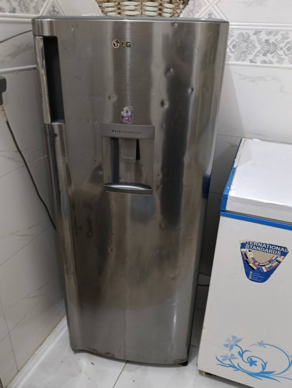 للبيع غراض بيت


**إذا كنت صاحب هذا الإعلان وتريد حذفه لأي سبب، رجاءا أرسل رسالة إلى الدعم الفني**