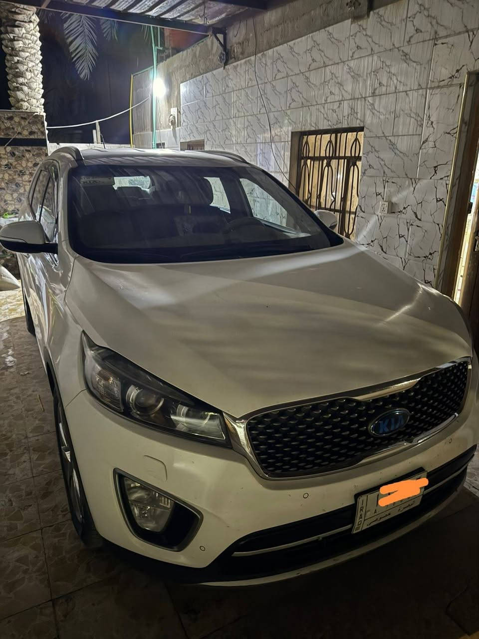 سورنتو وارد خليجي موديل 2017 رقم السياره بصره السعر 240 وبيها مجال ***********
