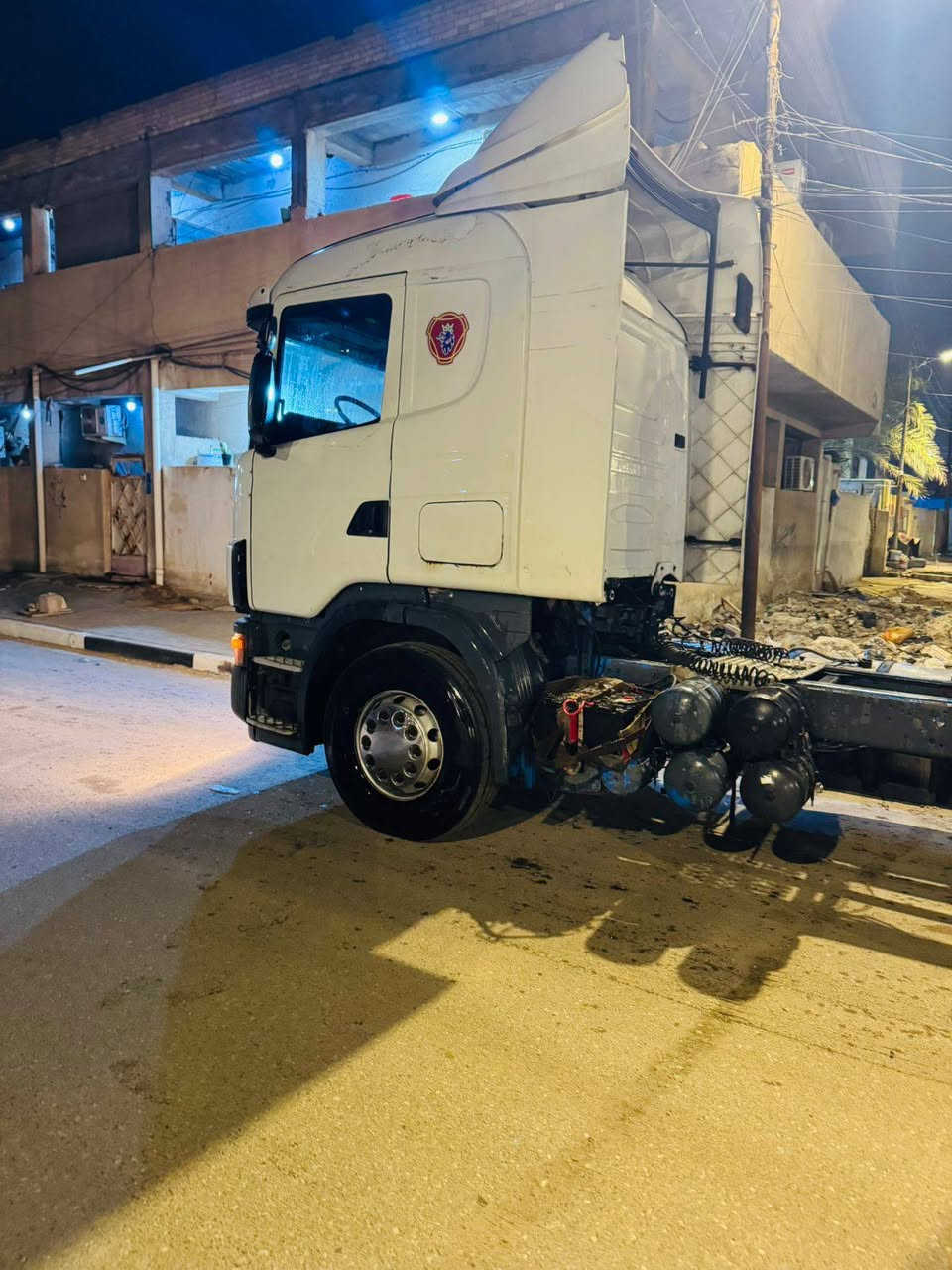 سكانيا للبيع 2004 راس تريلة سكس جوبلس جاهزة من كلشي مكينة بم ونوزل حجم 8سلندر كير 3*3 بيهة كتاب رقم أتعهد بتسجيل السيارة وتسليم سنوية وارقام  الفصل والربط اسلمك سنوية وارقام راس قاطرة مكاني بصرة الشراي يتصل السعر 165ورقة


**إذا كنت صاحب هذا الإعلان وتريد حذفه لأي سبب، رجاءا أرسل رسالة إلى الدعم الفني**