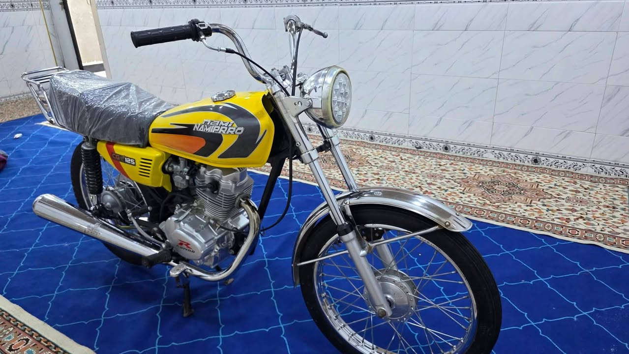 البيع نامة شلامجة مديل 26 أوراق  دراجة بعد هي شيس صار لها شهر من معمرا وسعر 500 وشراي ينتصل 
***********
***********
