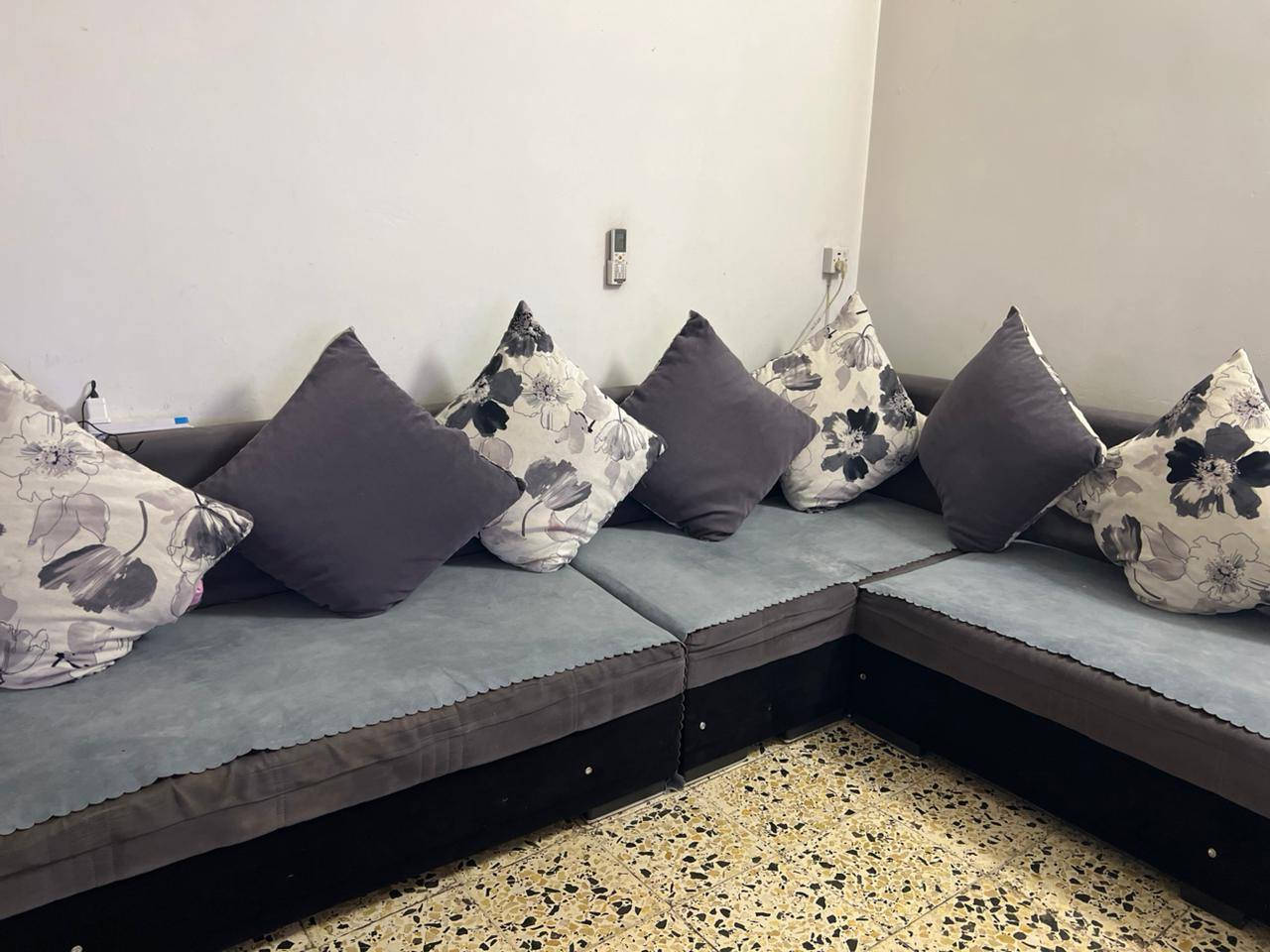 ديوان للبيع


**إذا كنت صاحب هذا الإعلان وتريد حذفه لأي سبب، رجاءا أرسل رسالة إلى الدعم الفني**