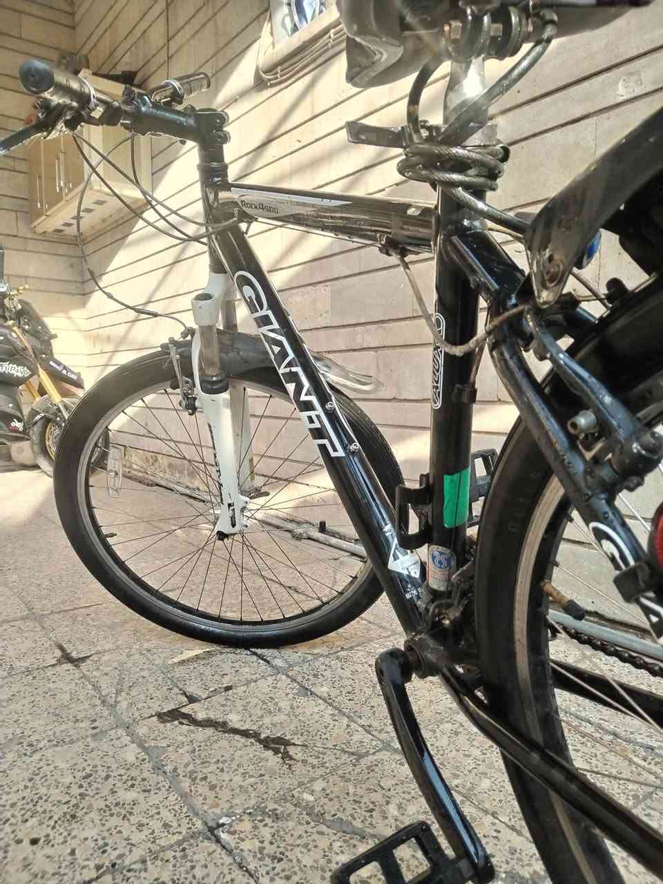 بايسكل ماركه جينت اصلي 
ماتصرف علينو كلشي
السعر150 ايسر قادسيه ثانيه


**إذا كنت صاحب هذا الإعلان وتريد حذفه لأي سبب، رجاءا أرسل رسالة إلى الدعم الفني**