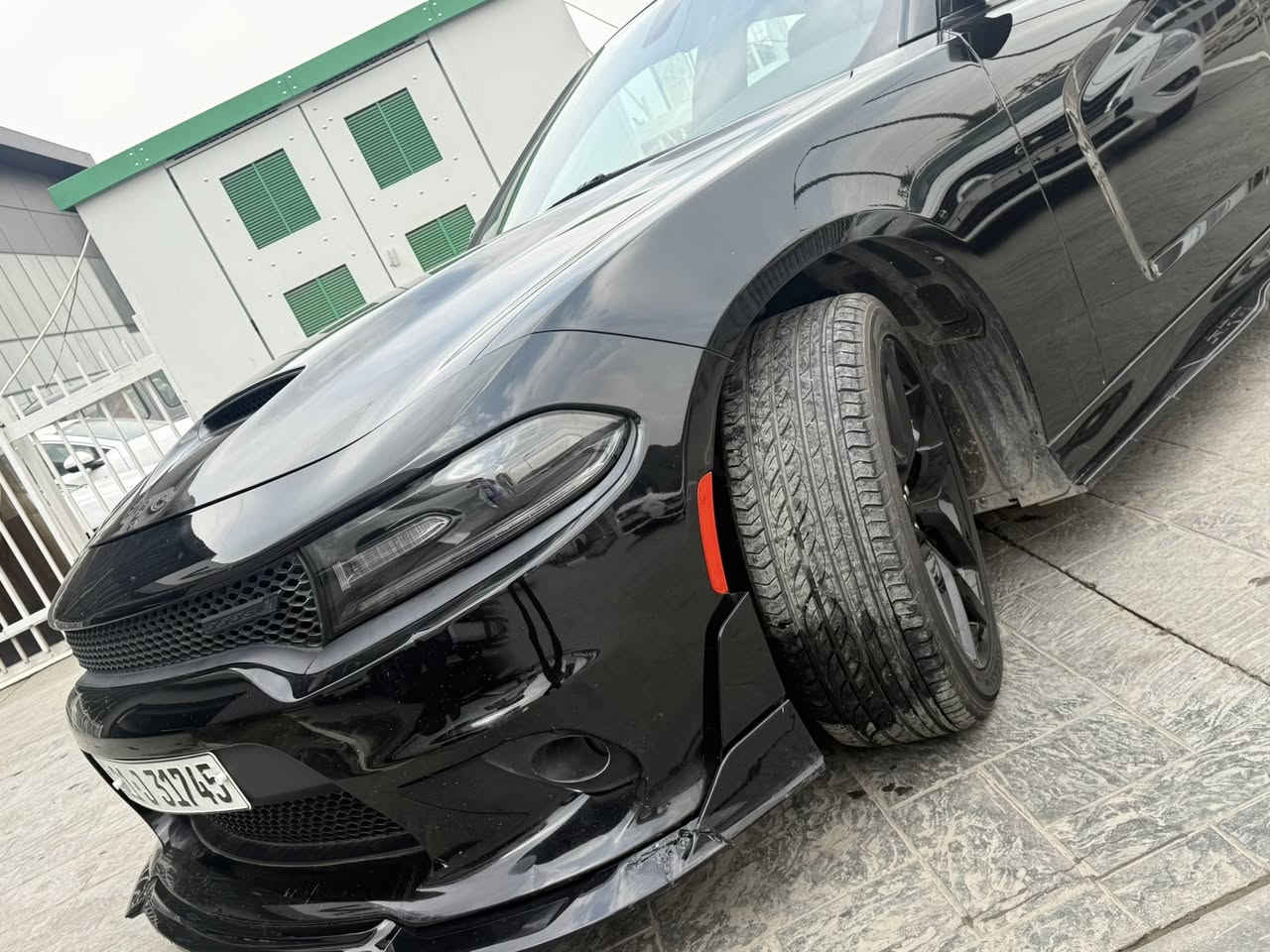 جارجر ٢٠٢١ GT بلاد حادثها جانبي بابين مبدلات وجاملغ خلفي صبغ 
السيارة جديدة كامله بدون نواقص بجم كبس ماشية ٦٥ الف ميل 
السعر ٢١٩٠٠$
مكانها اليرموك
***********
