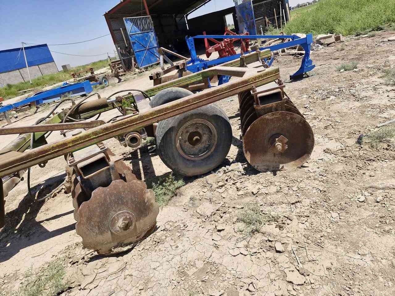 للبيع دسك حجم 24 ناردي بلادي محور قواعد ابلير الصوج الاماميه تعبانات سعره 6ملايين ونص عنوان واسط الزبيديه قرب الطاقه الكهربائيه ***********
***********
