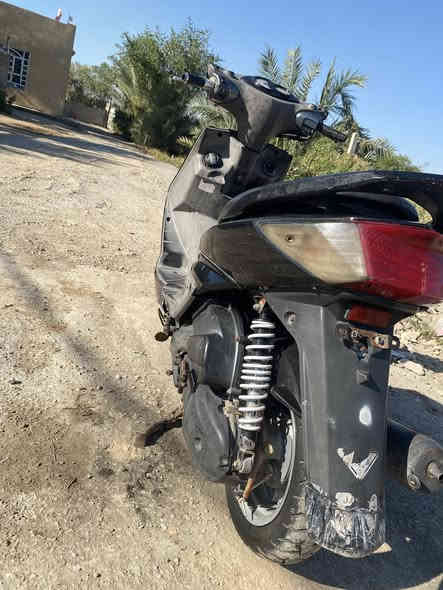 سكنس فحل ياباني اصلي اوراق بيه (نوزل) قبق نفخ استان حساس الدراجه بلاديه شغاله سلف هندر مكينه ما مفتوحه ناعمه السعر 550 وبيه مجال مكاني بغداد بوب الشام رقمي *********** متواجد اتصال أو وتساب أو خاص
