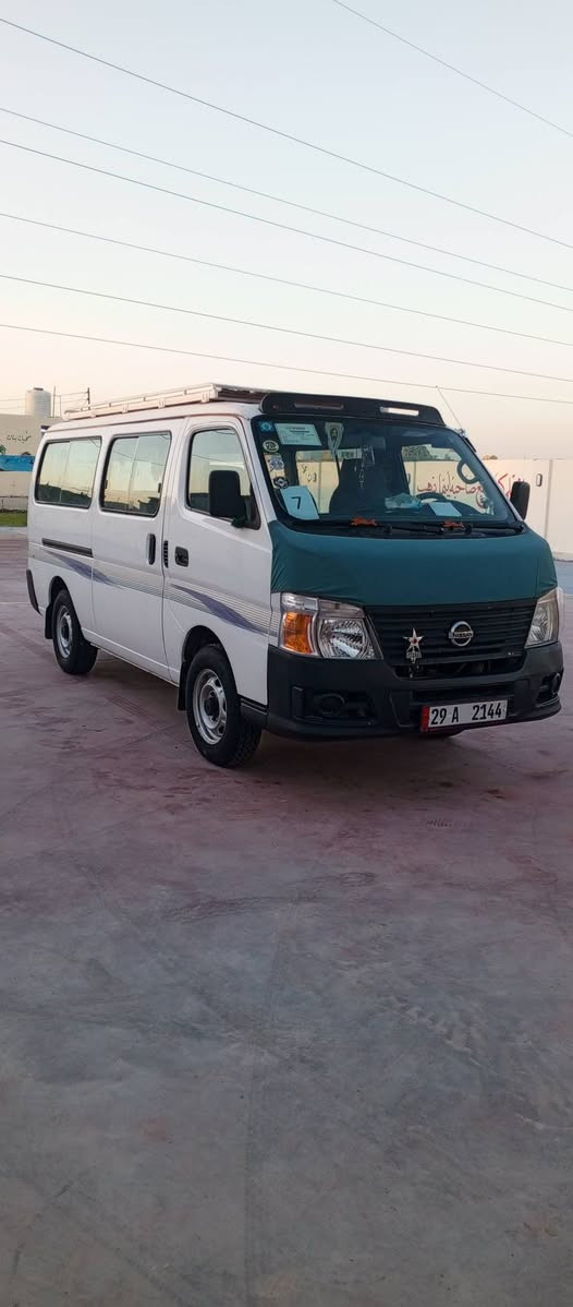 (أدمن وافق ) سلام عليكم نيسان يورفان ناصي 10 رقم واسط بسمي تحويل ثاني يوم كير ومحرك واكسل كفاله تخم تاير  مصفره هيه وغراماته العنوان بغداد  الرقم الهاتف ***********
