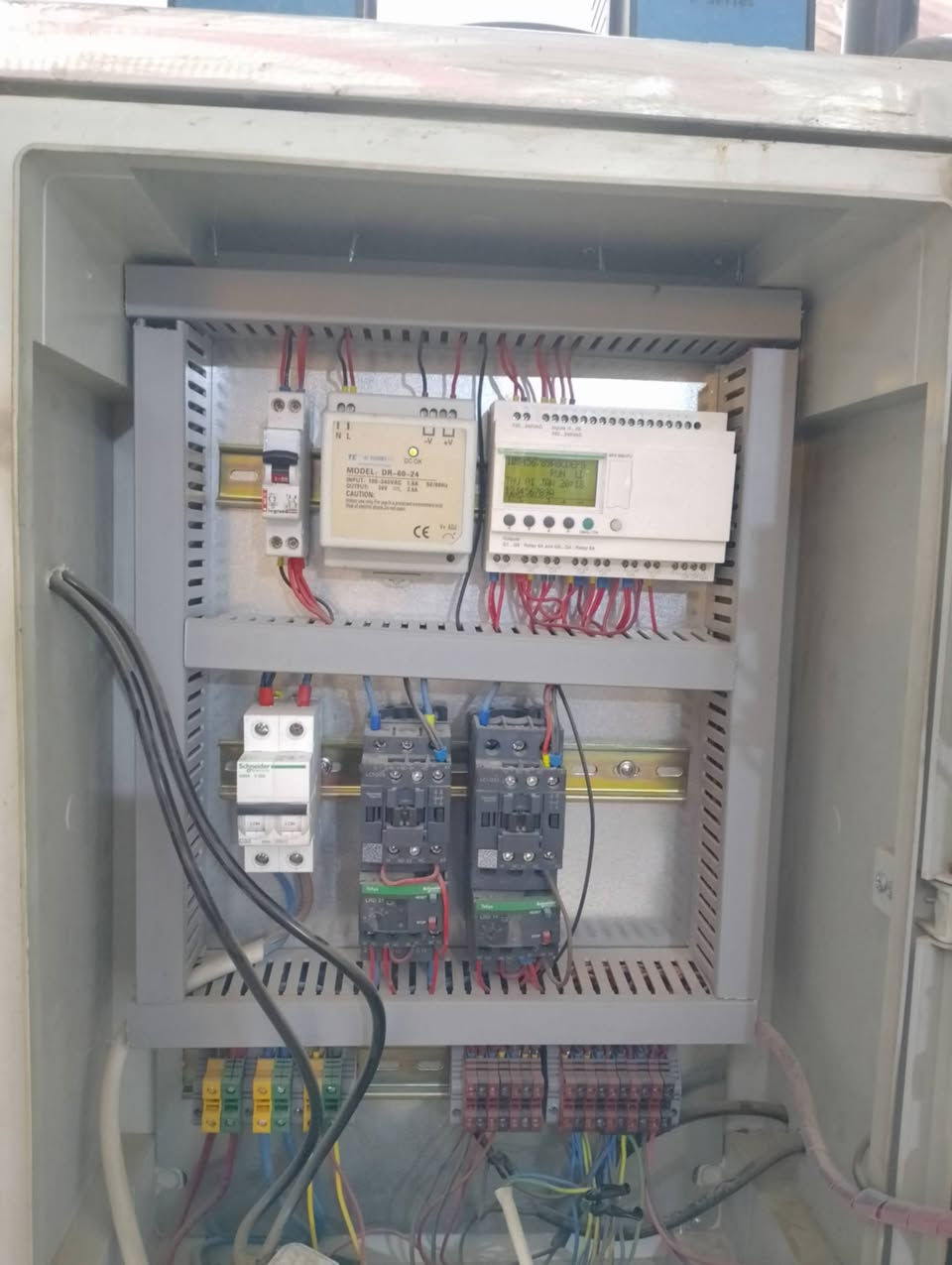 السلام عليكم محطه ماء ارو للبيع السعه 1000لتر بالساعه  فوول فوول.
محطة تفصال 

 اوتماتيك فزل ابو ال16 مع كامل ملحقاتها تانكي عدد2 عماني ضمان 10 سنوات  ال5000لتر والثاني  ال3000لتر  مع ماطور غذائي بوستر ايطالي   مع موطور ترس خام بوستر ايطالي السعر  40 ورقه

نضيفه جدا اخت الجديده ممبرينات جدد

ديالى الخالص

للاستفسار الاتصال 

***********
