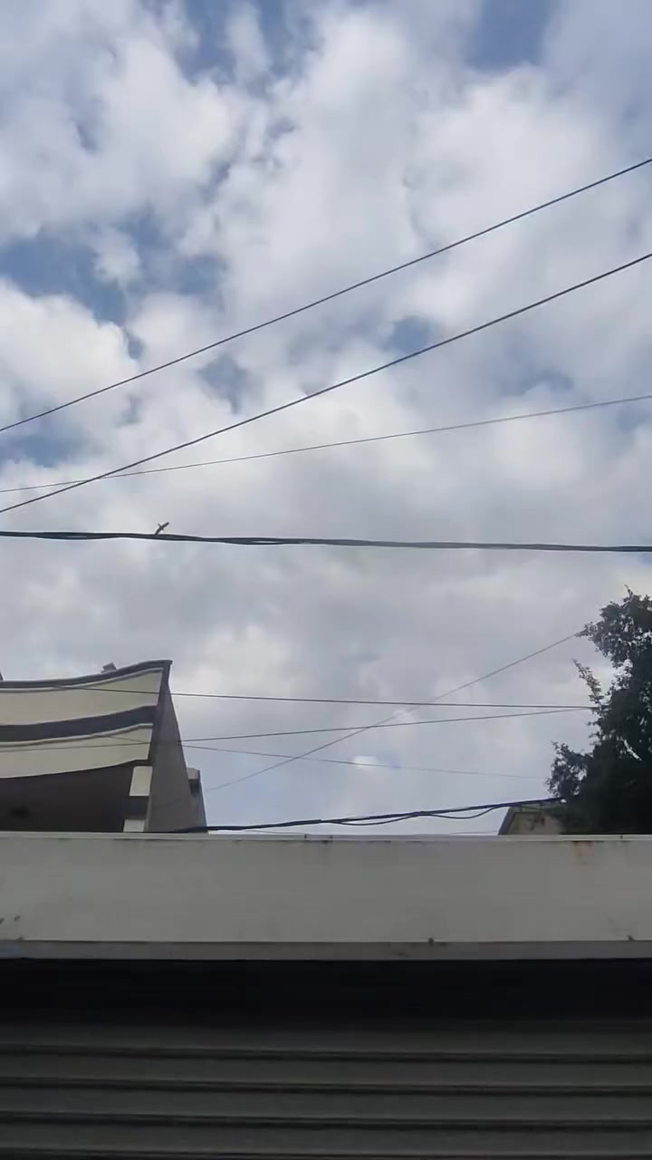 سلام عليكم دراجة شحن للبيع دراجة صارلي شهر لمن اشتريته دراجة نضيفه بطاريات 6 ليثيوم السعر 1200 وبيه مجال بسيط العنوان بغداد مدينة الصدر رقم الهاتف ***********
