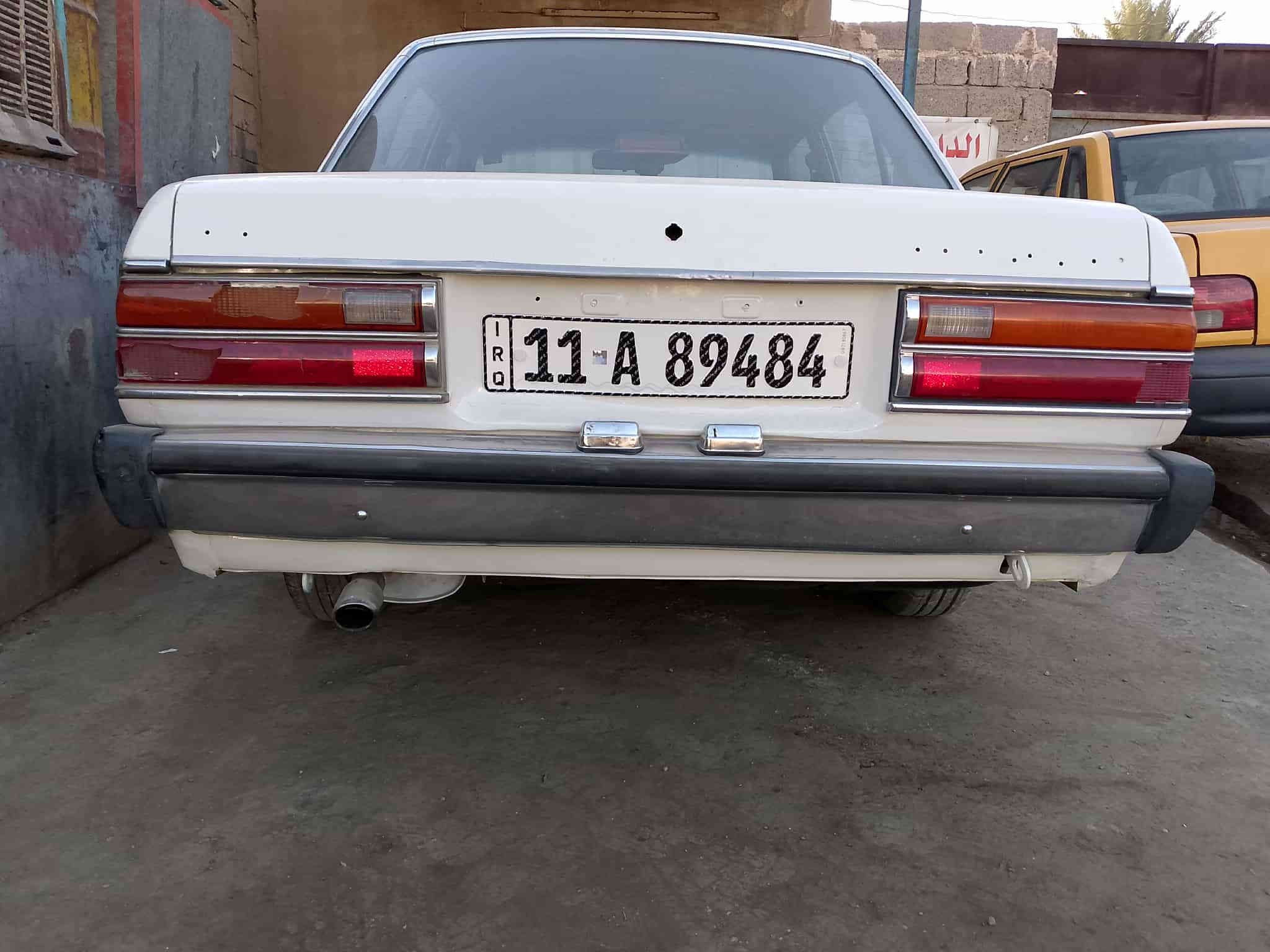 السلام عليكم للبيع كرونا موديل 1980  محرك وكير واكسن كلش نضيفات كهربائيات كلها شغالة تخم تاير مصبوغة احزام بسمي رقم بغداد الجديد السعر ٣٢ هاتف ***********
