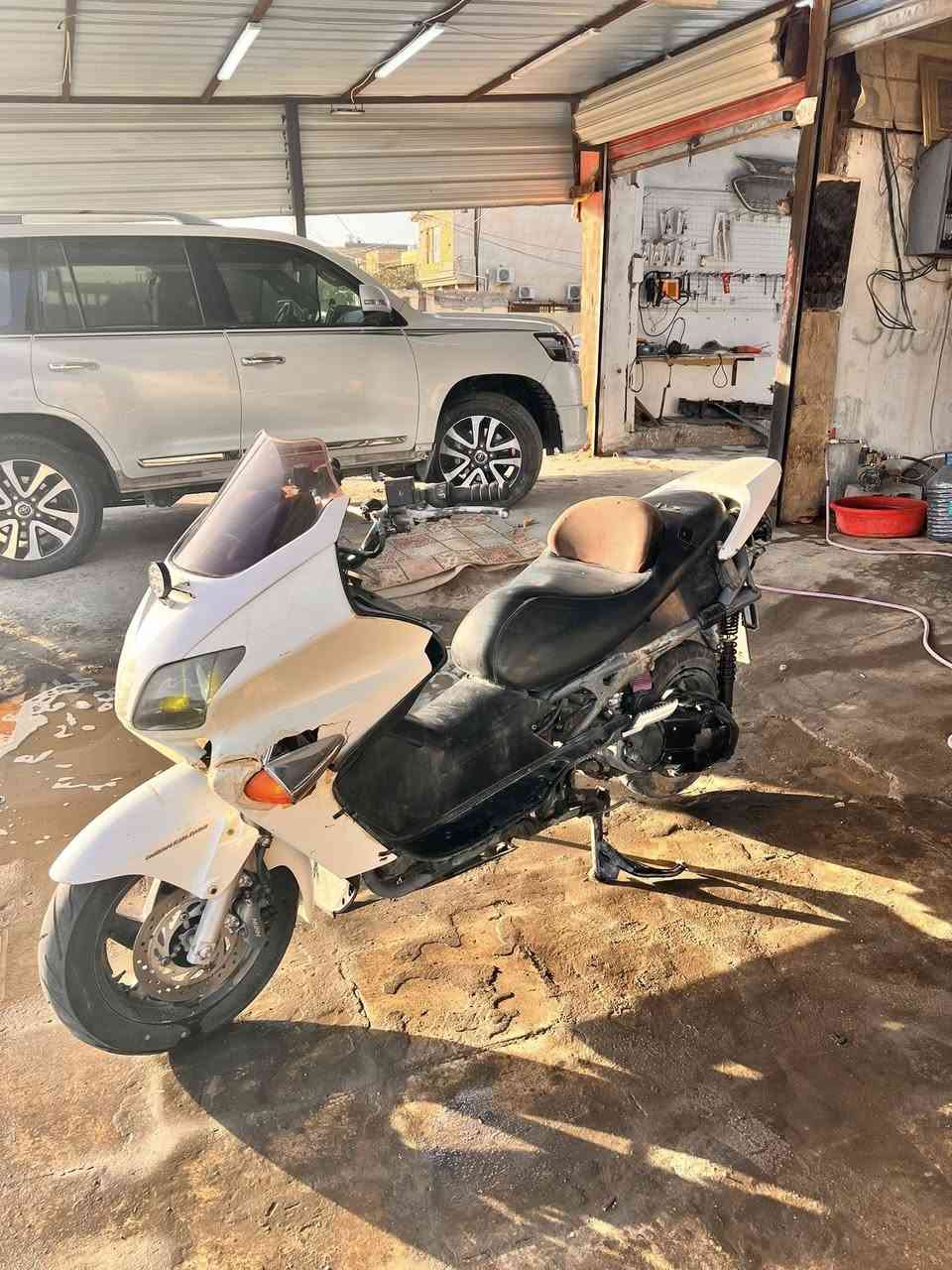 دراجه فورزه صفر سته للبيع الدراجه مال جناي حلوه و مرتبه ما بيه نقص محرك ناعم و نضيف عوزه بس كفرات خلفيه كلشي شغال بيه تشتغل بصمه و سويج. مكانه ناصريه مركز سعر ٥٠٠


**إذا كنت صاحب هذا الإعلان وتريد حذفه لأي سبب، رجاءا أرسل رسالة إلى الدعم الفني**