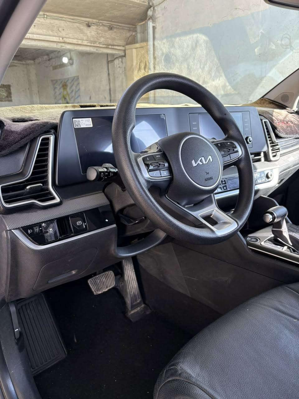 السلام عليكم
للبيع كيا سبورتج 2023 ستاندر
الممشى 35 ألف كم
محرك 4 سلندر بنزين
جير أوتوماتيك
دفع أمامي
شاشة + كاميرا خلفية
حساسات خلفية
مكيف، تحكم ستيرن
السيارة نظيفة وما بيها شي
مكاني بغداد التاجي وبيها مجال للطيبين
وموجود صور للسونار ع الواتساب
واتساب : ***********

💰 السعر: 21,800$
